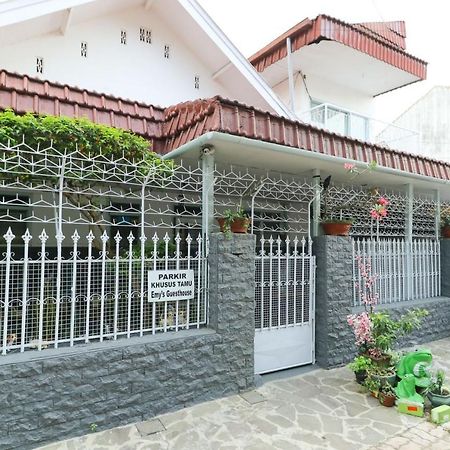Emy'S Guesthouse Jenggrik Kültér fotó