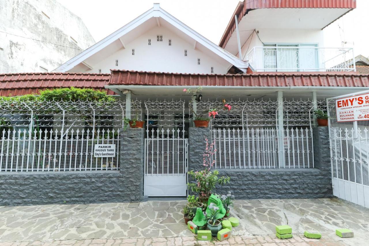 Emy'S Guesthouse Jenggrik Kültér fotó